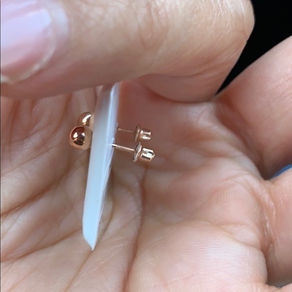 14k Rose Yellow Gold Stud Earrings 4mm - Picture 7 of 11